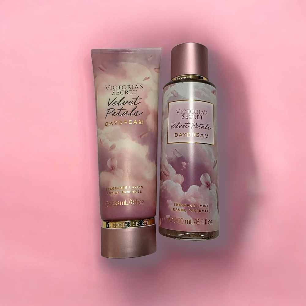 VICTORIA'S SECRET Velvet Petals Daydream Fragrance Mist And Lotion Set